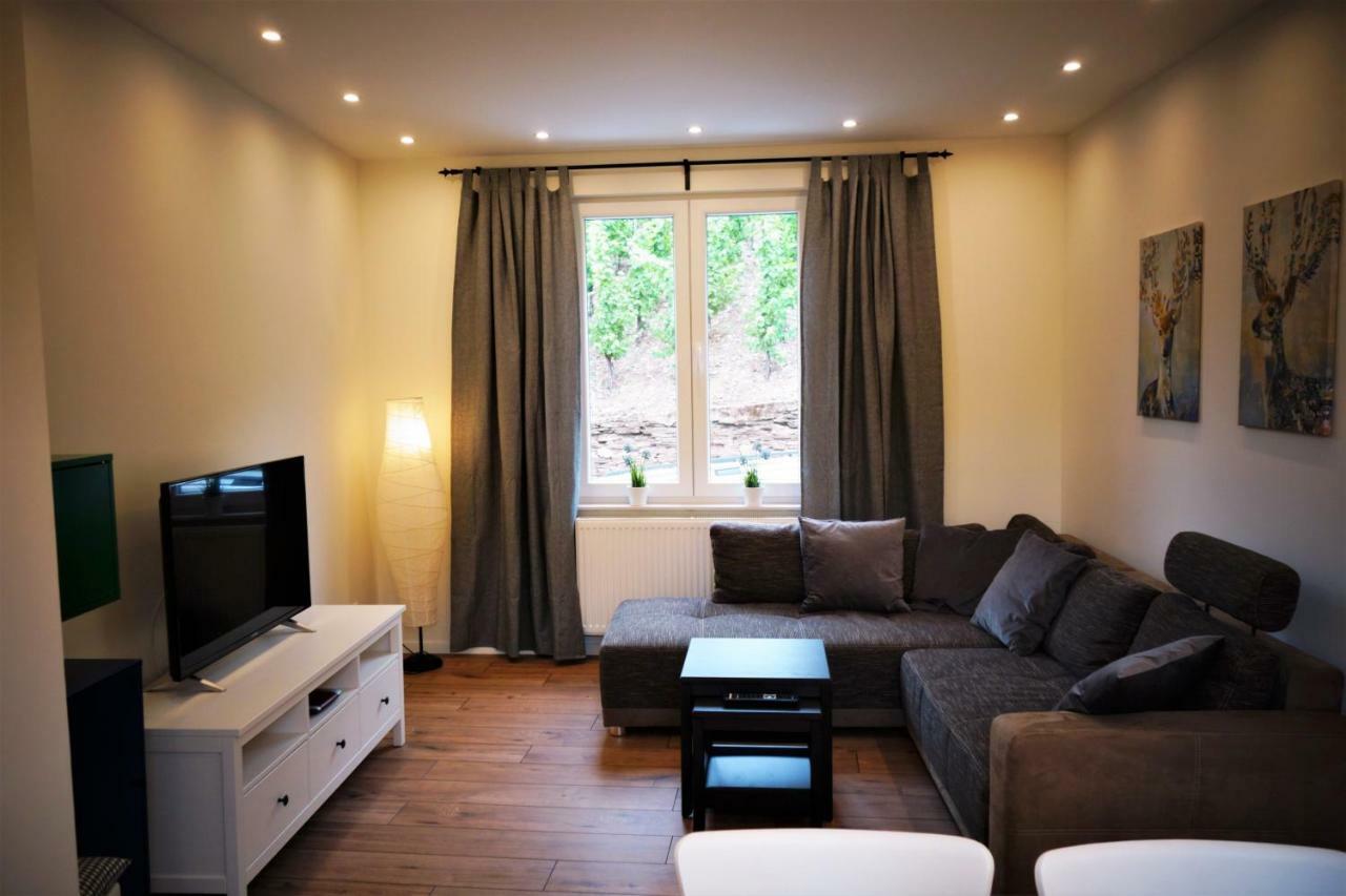 Ferienhaus Am Moselsteig Ürzig Esterno foto